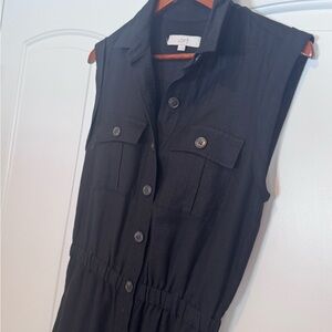 LOFT Black Sleeveless Button-Down romper